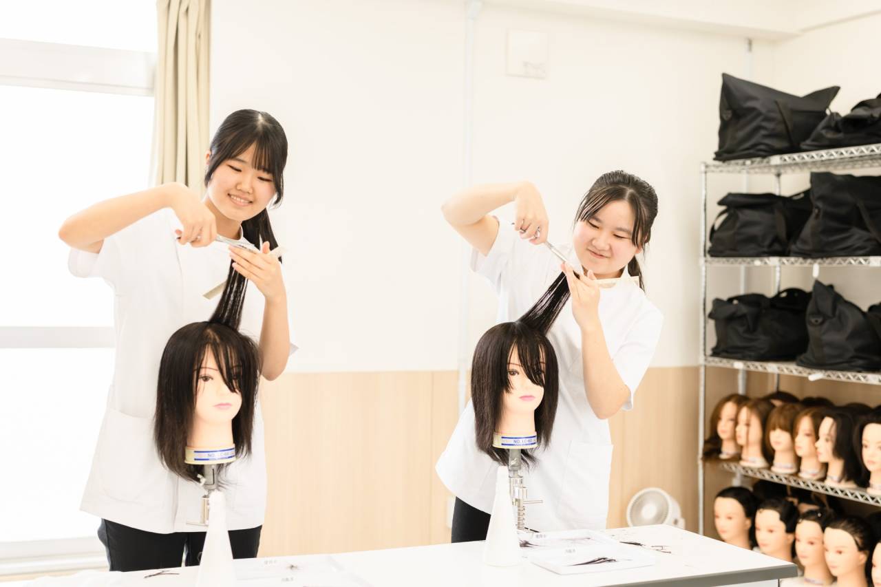 学校法人鈴学園